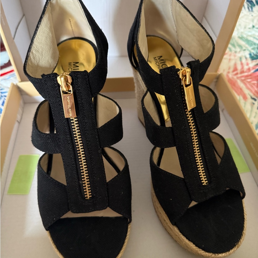 Michael Kors Black and Gold “Damita” Wedge Sandals size 7